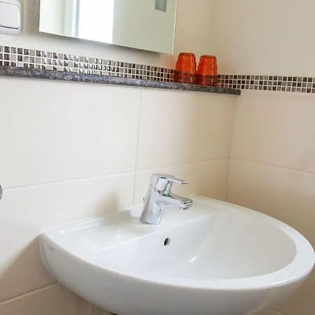 Haus-strandburg-sonnenblick Apartamento *