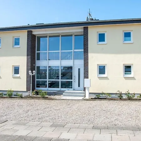 Haus-strandburg-sonnenblick * Даме